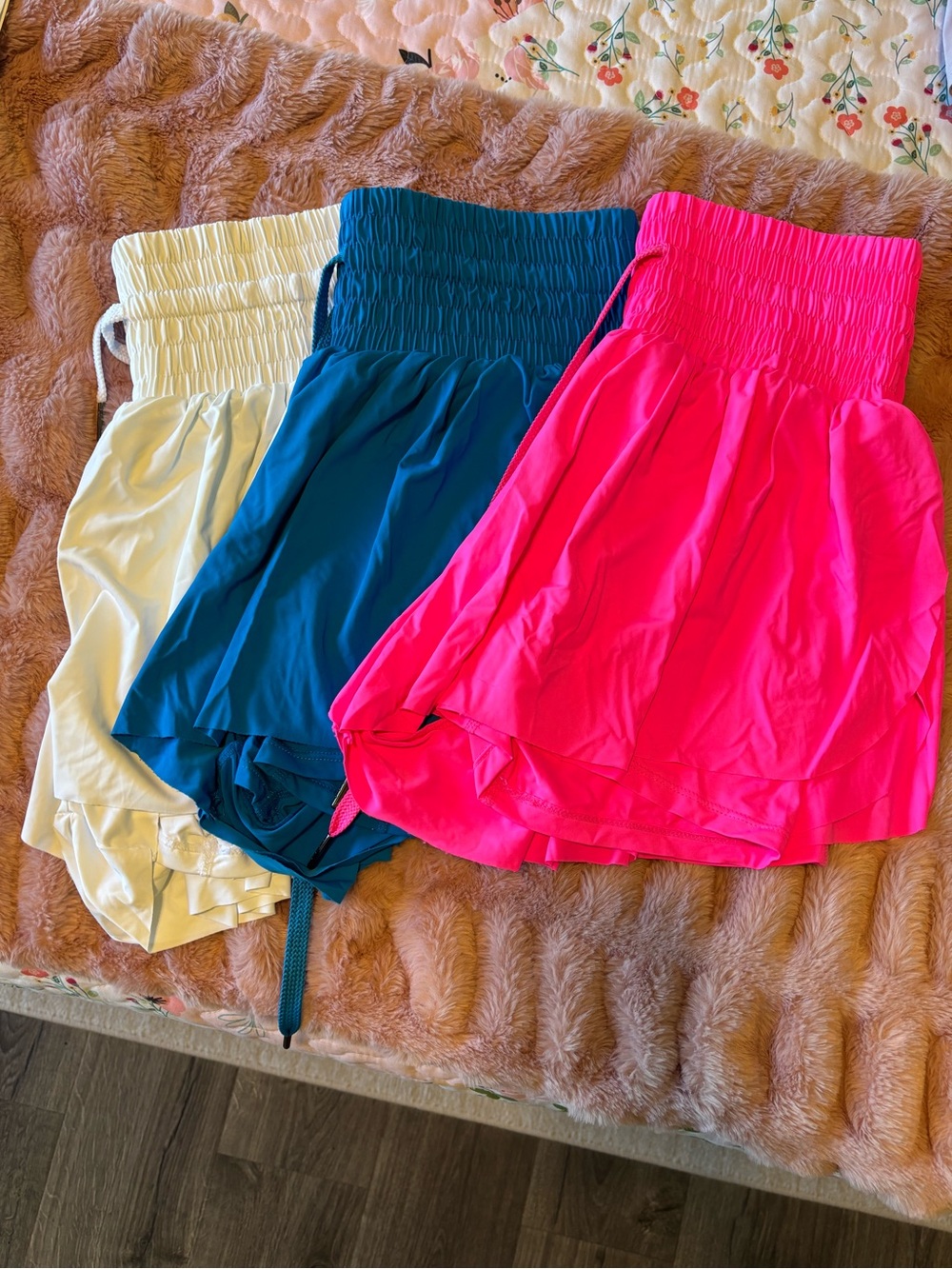 BUNDLE flowy shorts